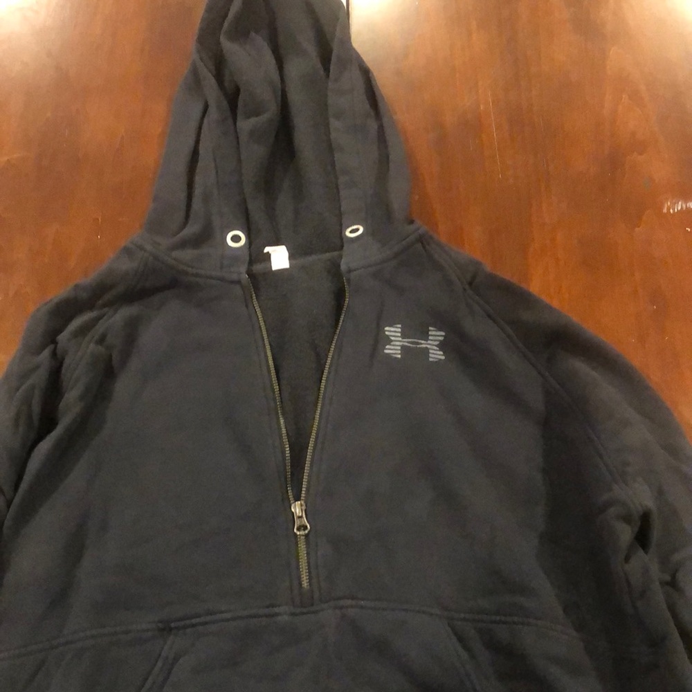 Under Armour half zip sweatshirt